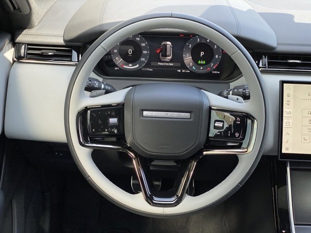 New 2026 Land Rover Range Rover Velar Dynamic SE image 22