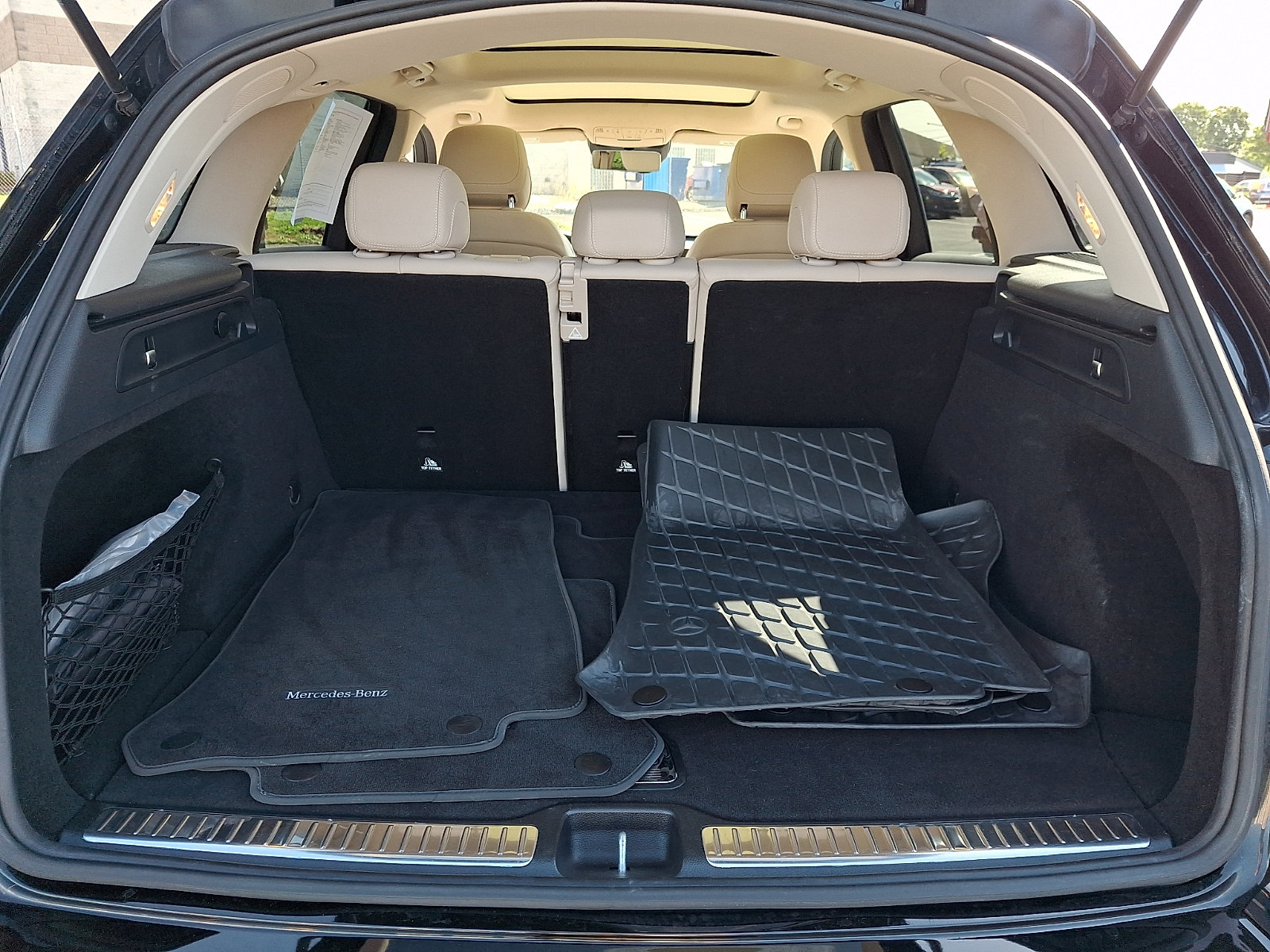 Used 2022 Mercedes-Benz GLC 300 4MATIC image 31