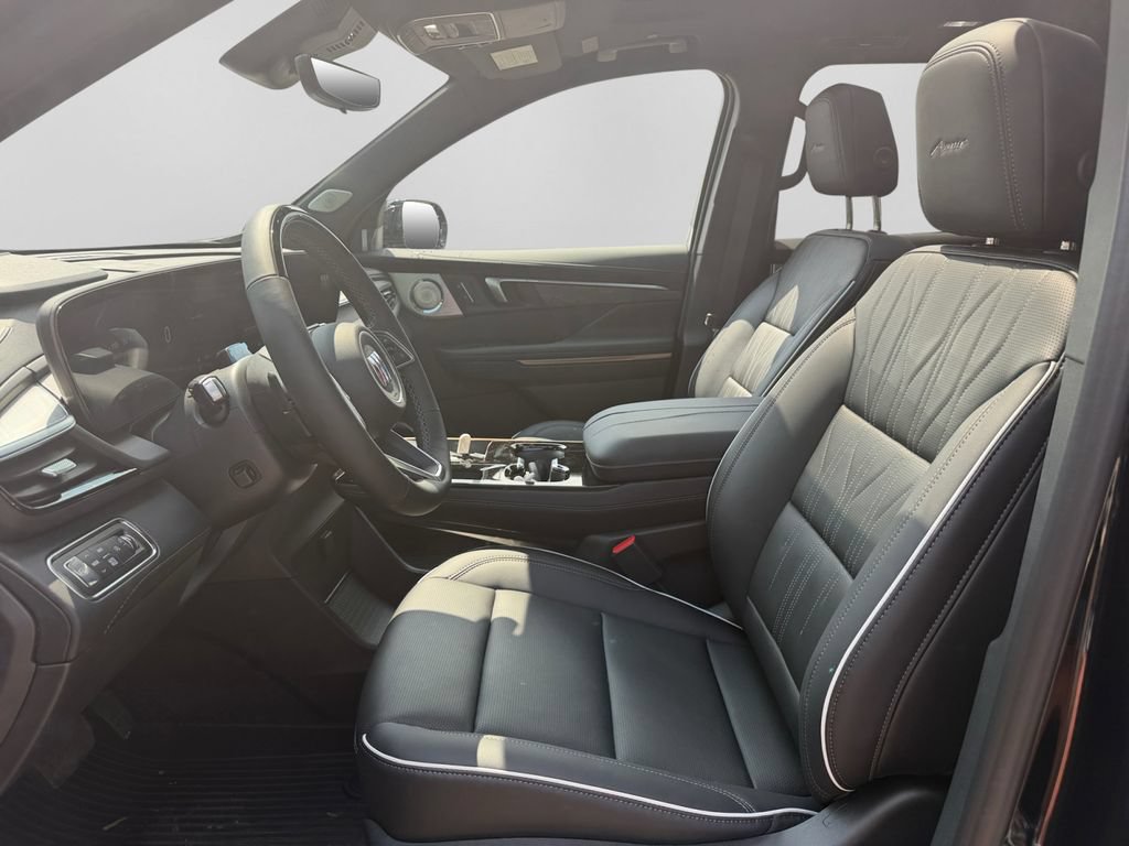 New 2026 Buick Enclave Avenir w/ Super Cruise Package AWD/4WD image 16
