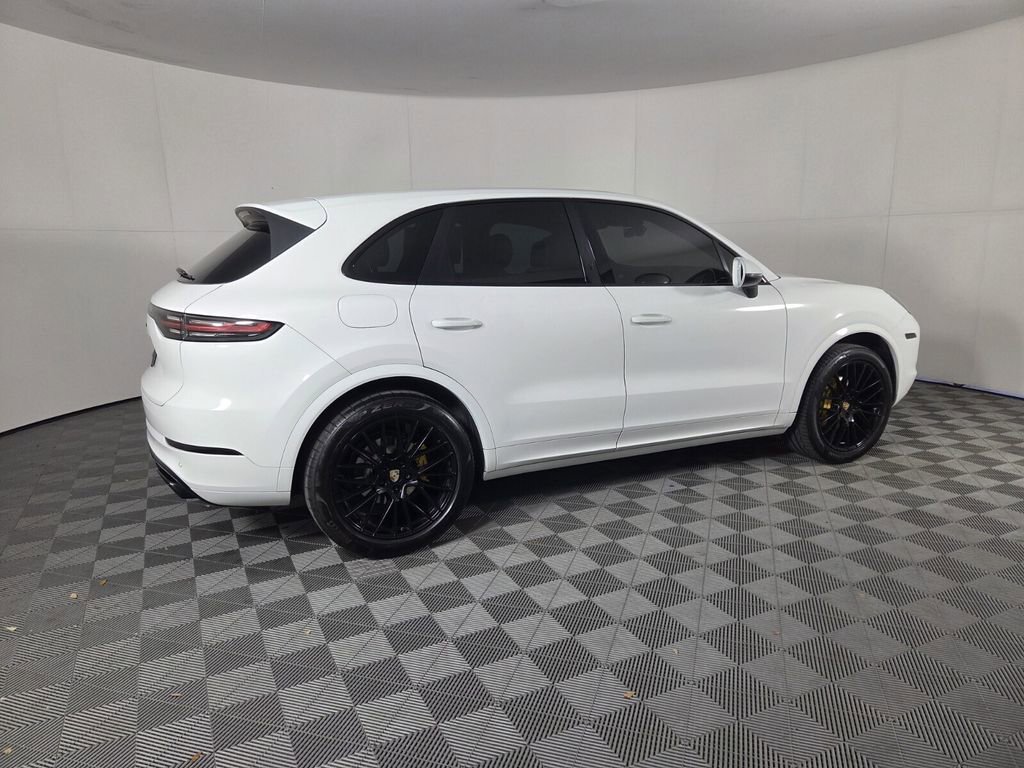 Used 2019 Porsche Cayenne AWD/4WD image 5
