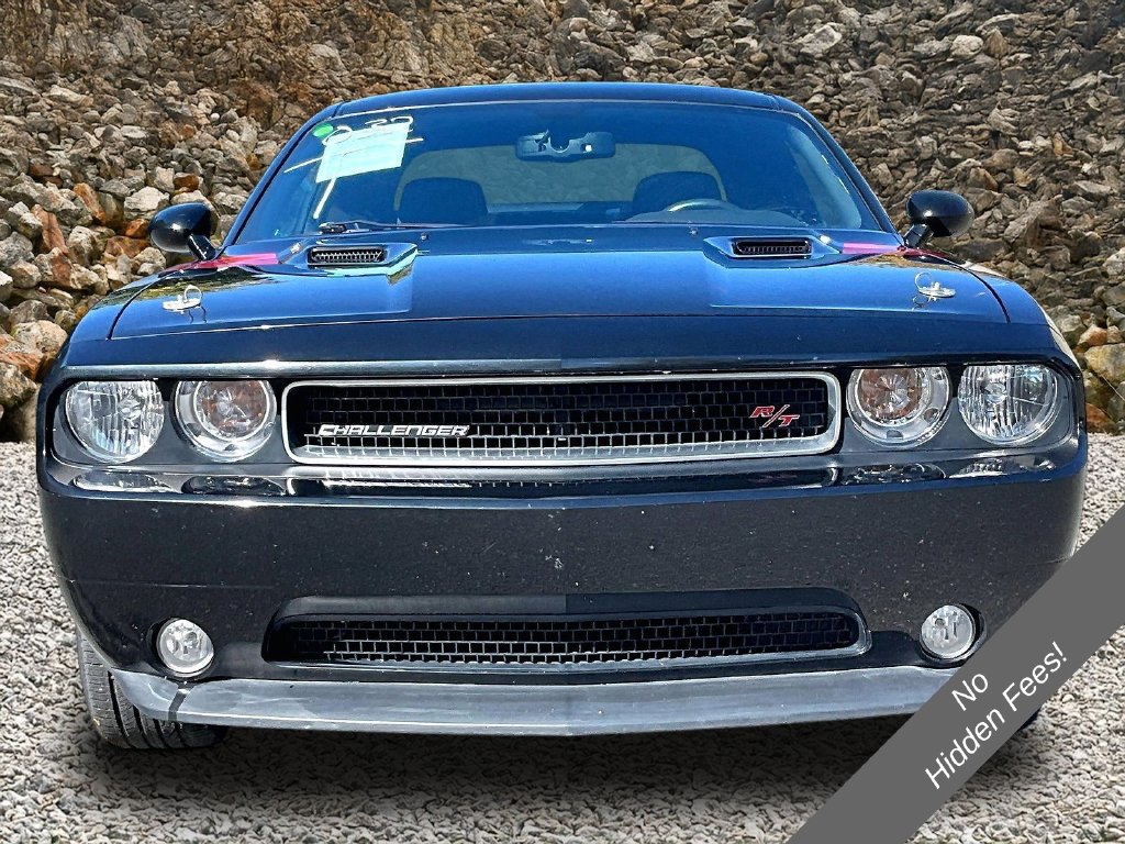 Used 2012 Dodge Challenger R/T RWD image 3