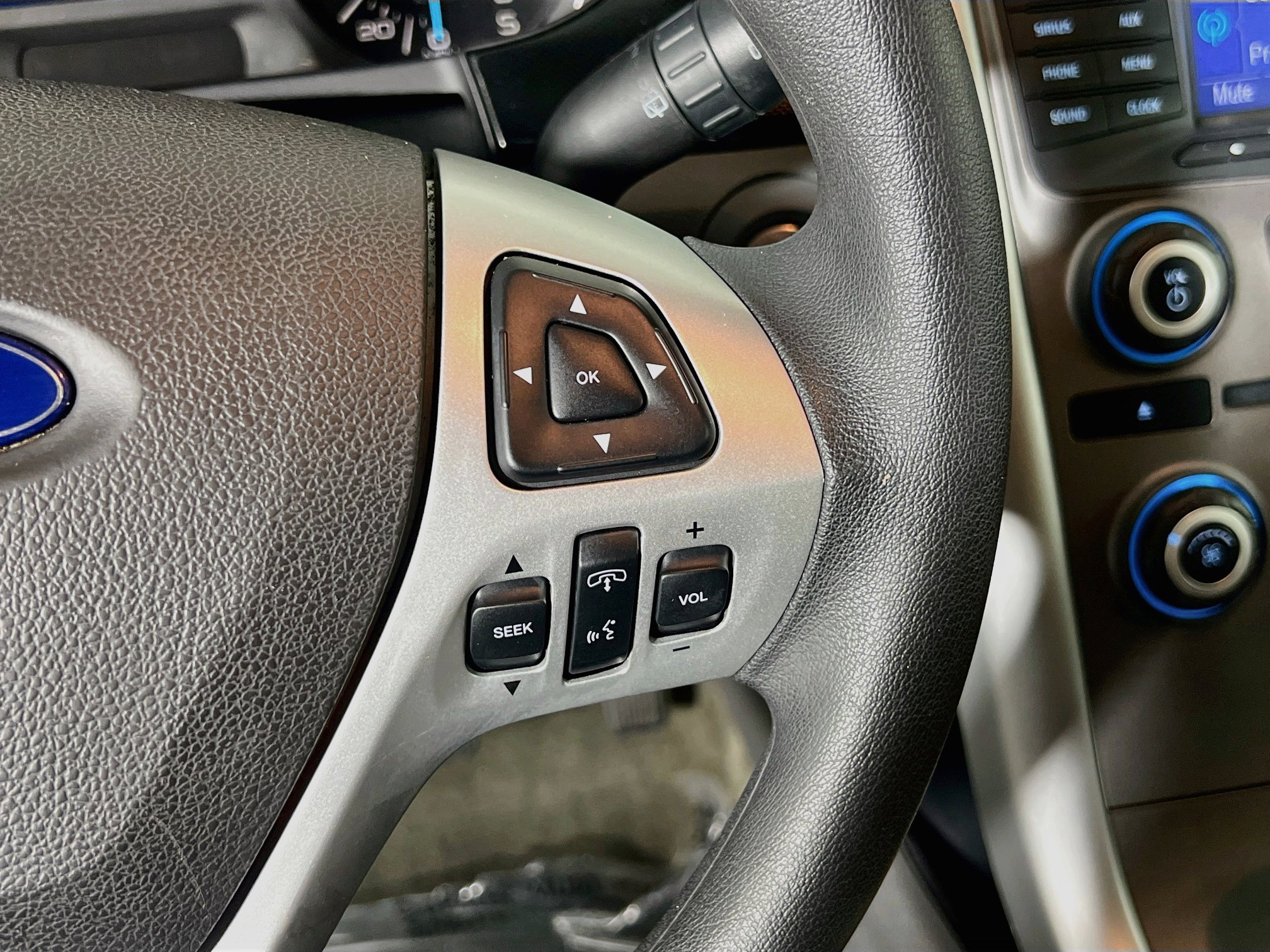 Used 2013 Ford Edge SE FWD image 20