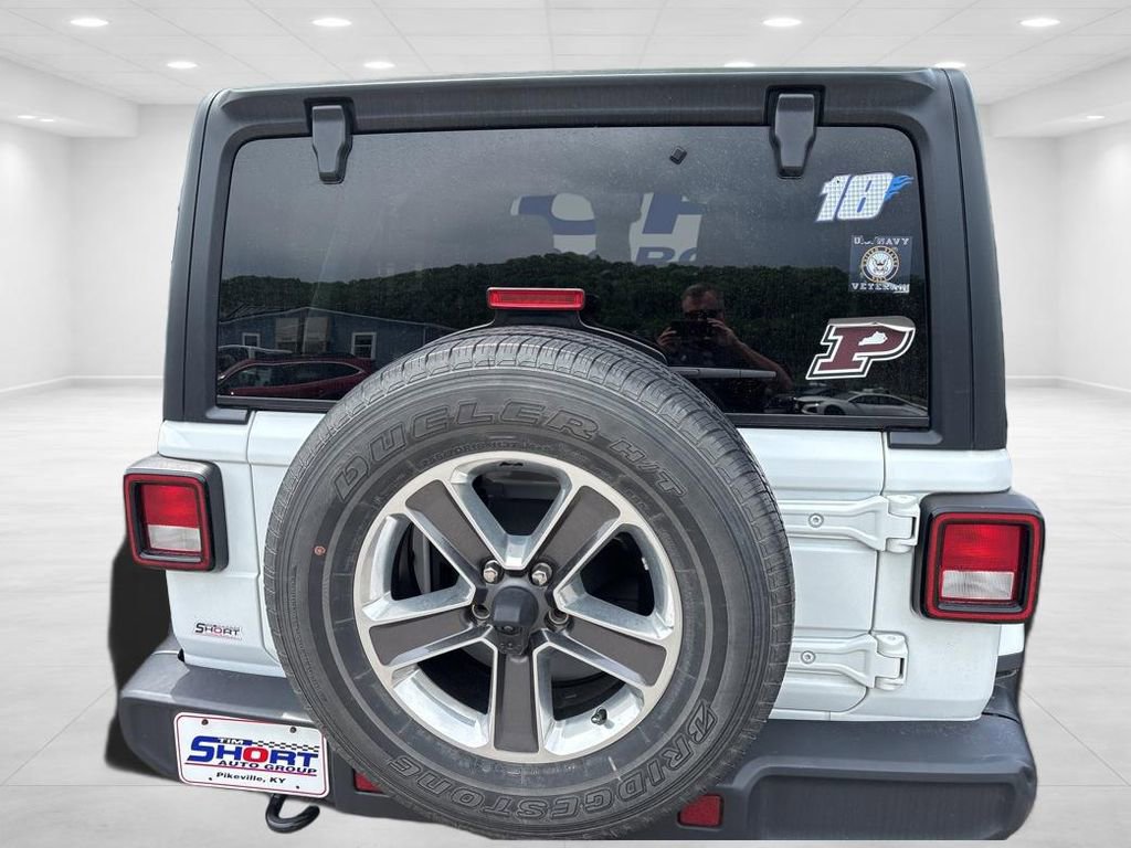 Used 2020 Jeep Wrangler Unlimited Sahara AWD/4WD image 5
