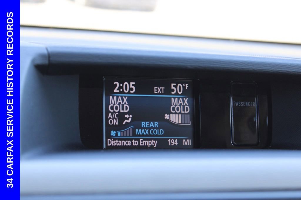 Used 2013 Toyota Sienna LE w/ Towing Pkg image 37