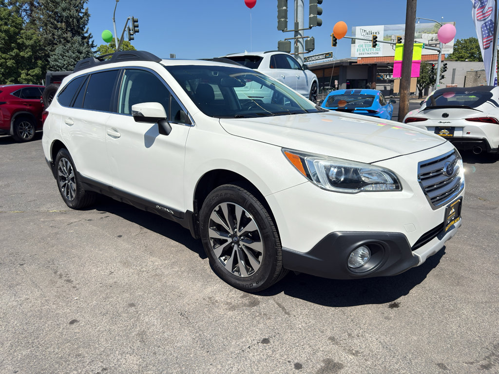 Used 2016 Subaru Outback 3.6R Limited AWD/4WD image 10