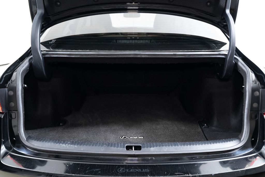 Used 2016 Lexus IS 200t RWD image 35
