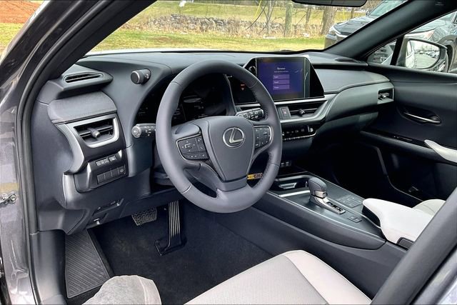 New 2026 Lexus UX 300h AWD image 6