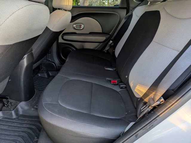 Used 2019 Kia Soul image 22