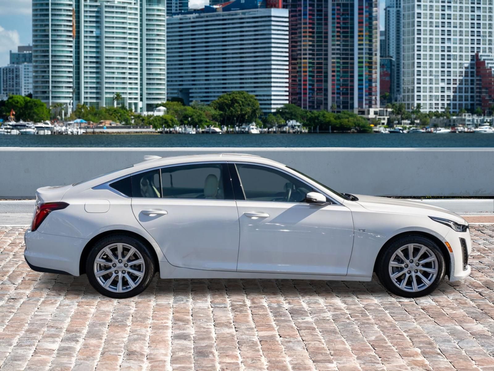 Used 2024 Cadillac CT5 Luxury image 4