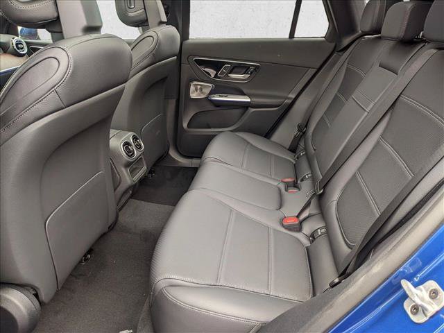 Used 2026 Mercedes-Benz GLC 350e 4MATIC image 16