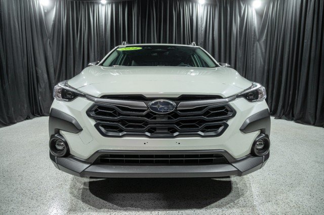 Used 2024 Subaru Crosstrek 2.0i Premium AWD/4WD image 2