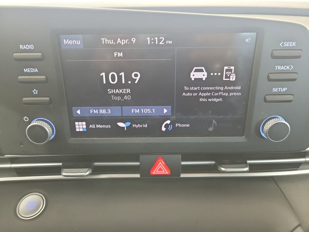 Used 2023 Hyundai Elantra Blue image 19