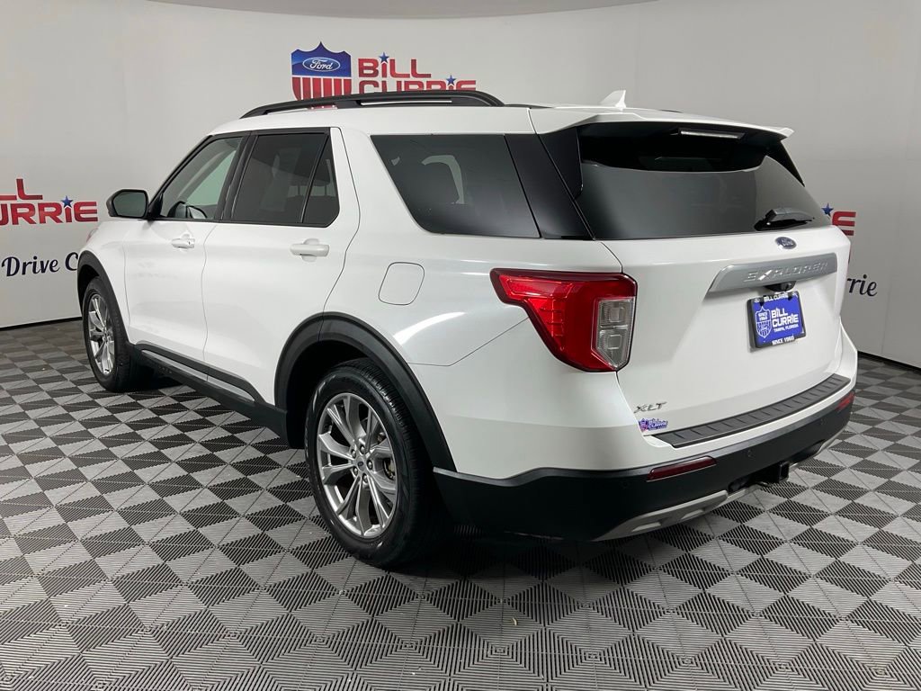 Used 2021 Ford Explorer XLT w/ Equipment Group 202A image 5