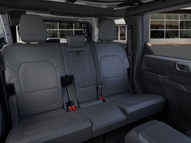 New 2026 Ford Bronco Outer Banks image 15