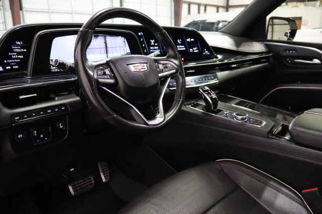 Used 2023 Cadillac Escalade Sport w/ Touring Package AWD/4WD image 31