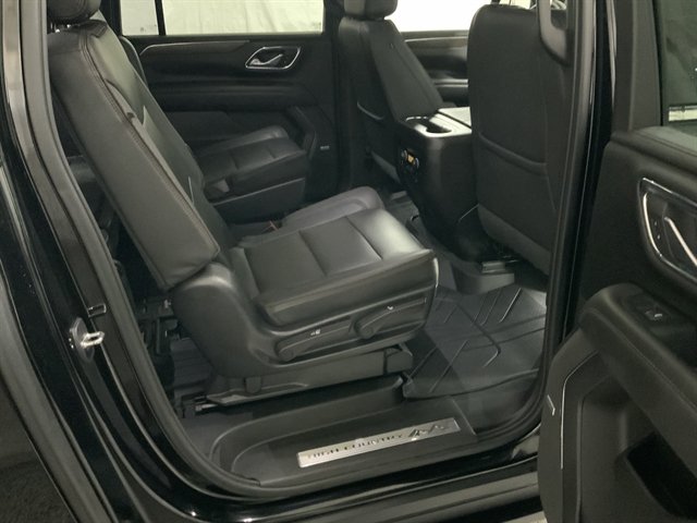 Used 2022 Chevrolet Suburban High Country w/ Max Trailering Package AWD/4WD image 20