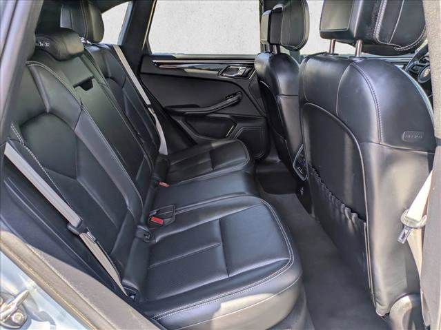 Used 2023 Porsche Macan Turbo AWD/4WD image 21