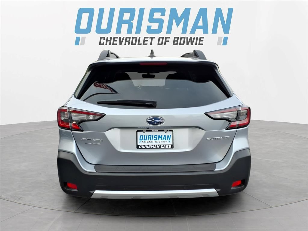 Used 2025 Subaru Outback Limited w/ Popular Package #2 AWD/4WD image 4