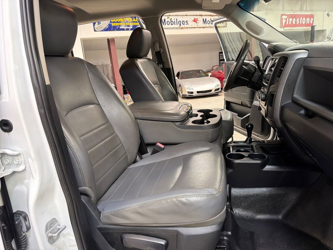 Used 2014 RAM 3500 Tradesman w/ Chrome Appearance Group AWD/4WD image 33