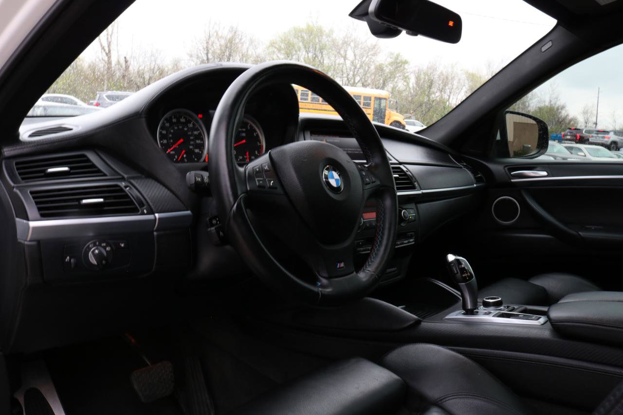 Used 2013 BMW X6 M AWD/4WD image 28