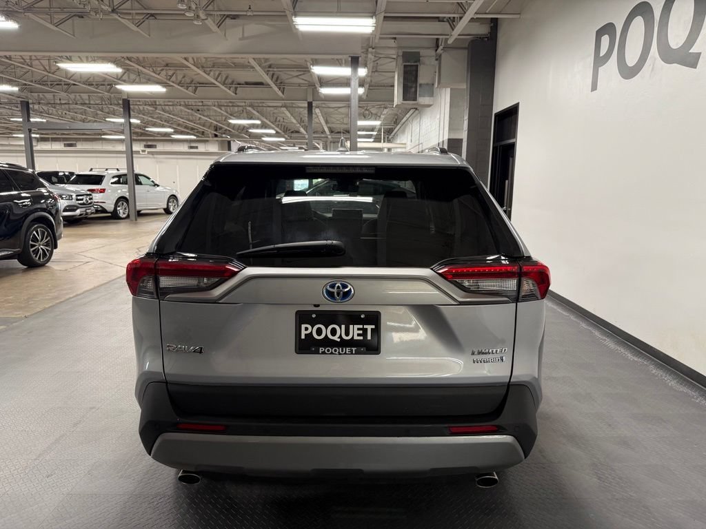 Used 2022 Toyota RAV4 Limited AWD/4WD image 5