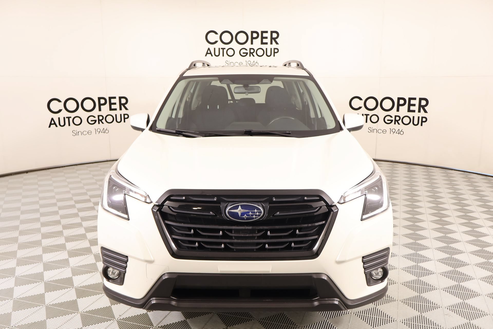 Used 2024 Subaru Forester Premium AWD/4WD image 9