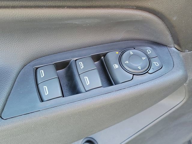 Used 2020 Chevrolet Equinox LT w/ Driver Convenience Package image 22