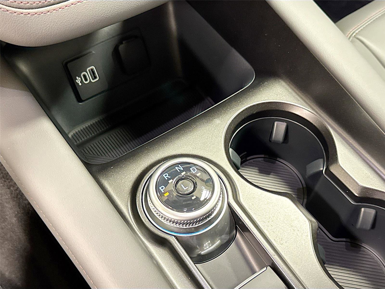 New 2026 Ford Explorer Active w/ Active Comfort Package image 16