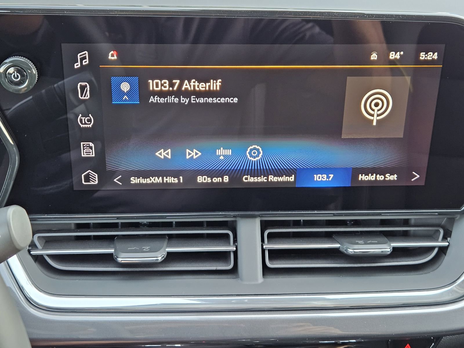 New 2026 Chevrolet Trax ACTIV image 19