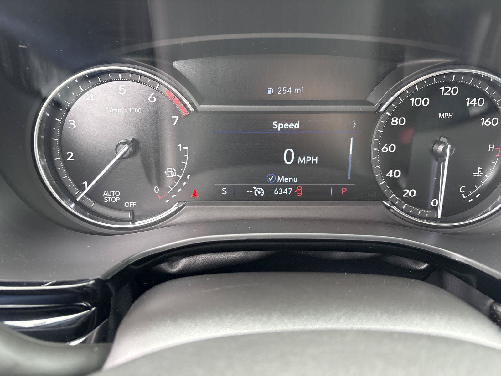 Used 2025 Cadillac XT6 Luxury FWD image 16