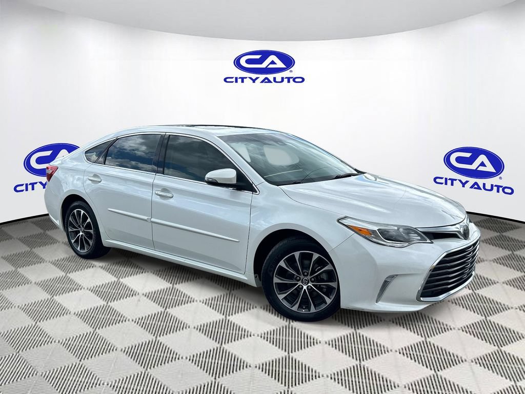 Used 2017 Toyota Avalon XLE Premium w/ All Weather Liner Package