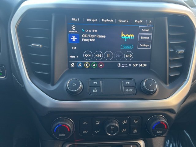 Used 2023 GMC Acadia SLT image 36