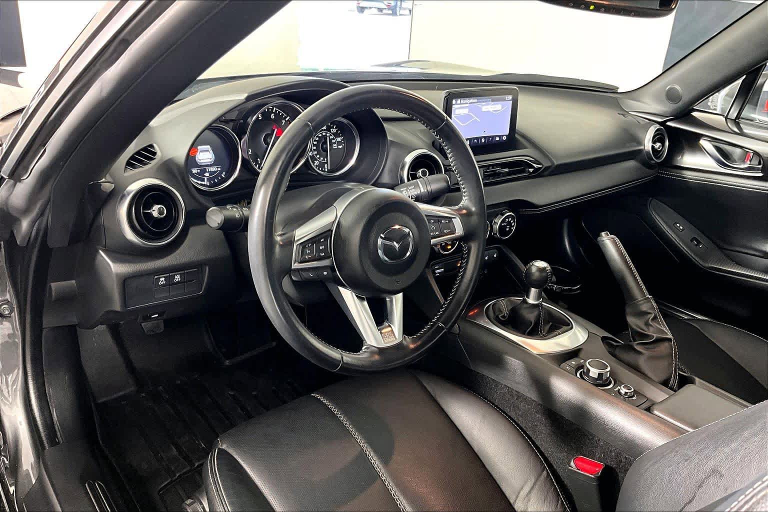 Used 2020 MAZDA MX-5 Miata RF Grand Touring RWD image 17