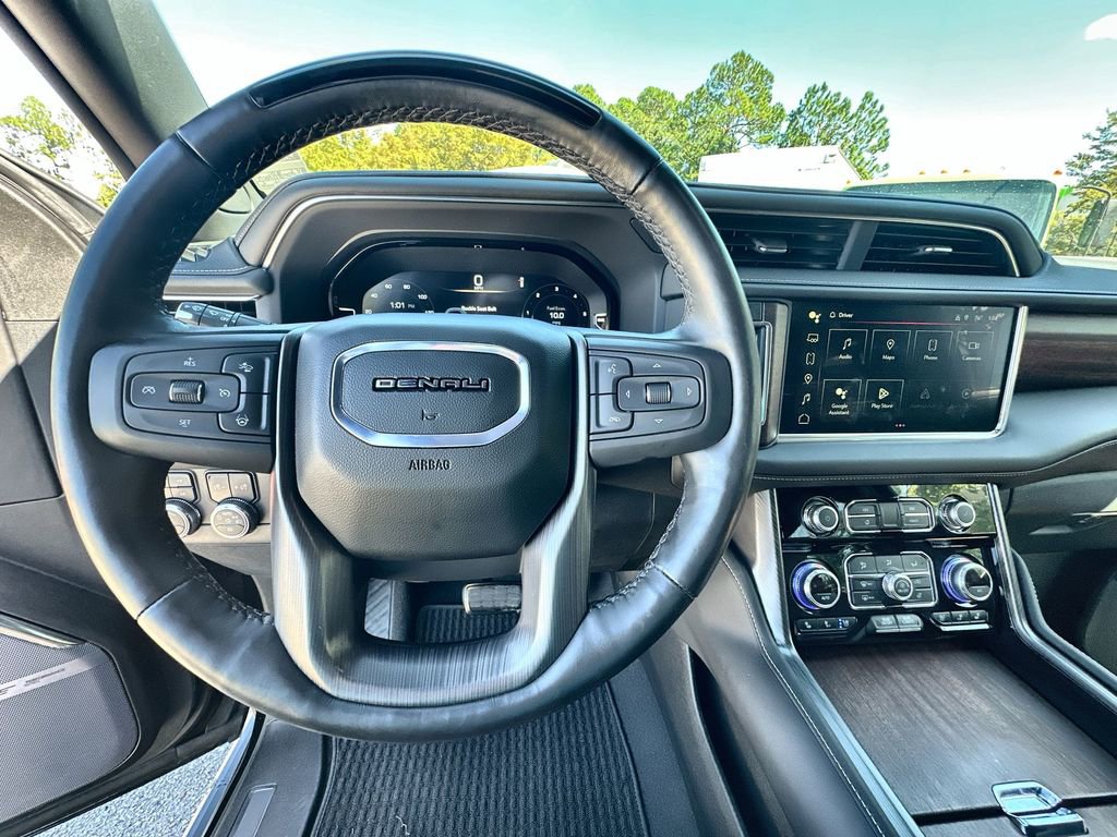 Certified 2024 GMC Yukon Denali Ultimate image 11