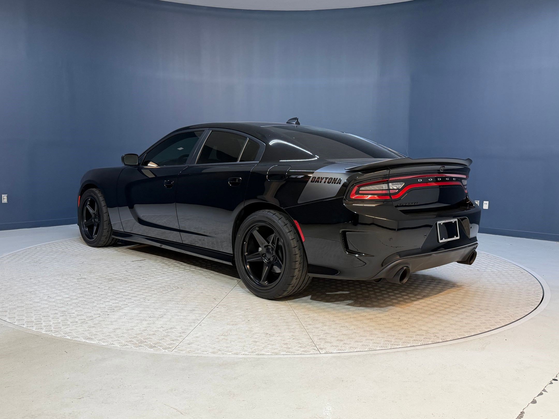 Used 2023 Dodge Charger R/T w/ Daytona Edition Group image 3