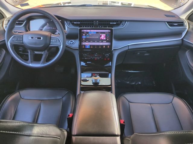 Used 2023 Jeep Grand Cherokee L Limited AWD/4WD image 15