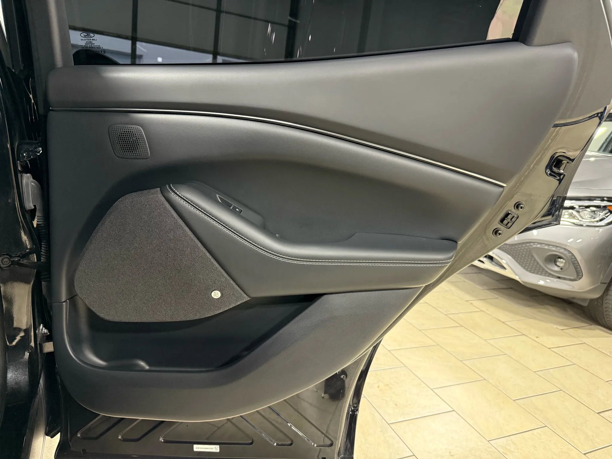 Used 2022 Ford Mustang Mach-E Premium image 31