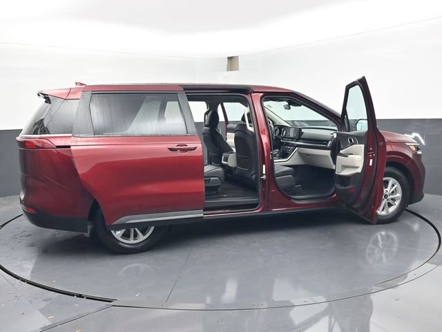 Used 2024 Kia Carnival LX FWD image 43