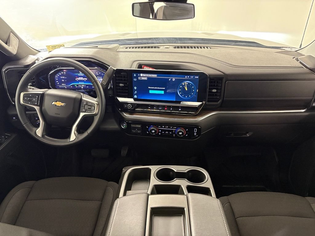 Used 2025 Chevrolet Silverado 1500 LT w/ LPO, Dark Essentials Package RWD image 39