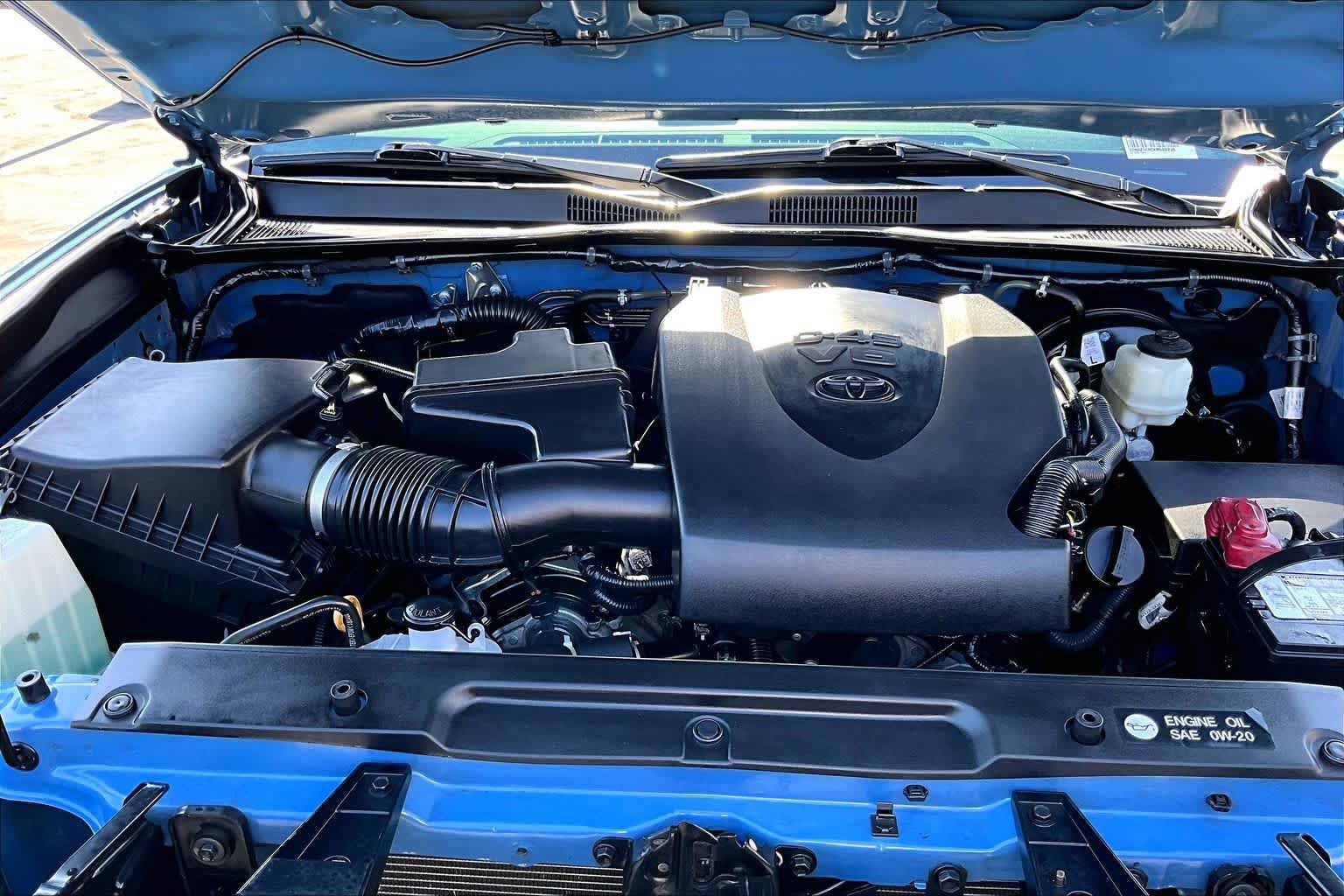 Used 2019 Toyota Tacoma TRD Sport w/ Technology Package RWD image 30