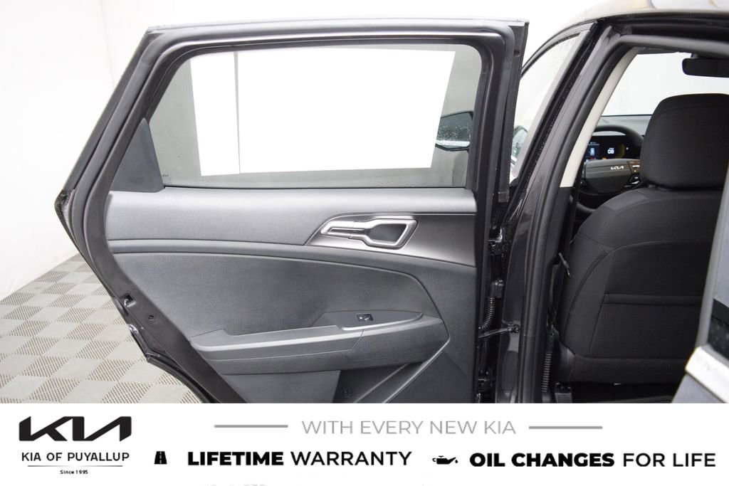 New 2026 Kia Sportage LX AWD/4WD image 11