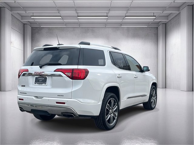 Used 2019 GMC Acadia Denali image 3
