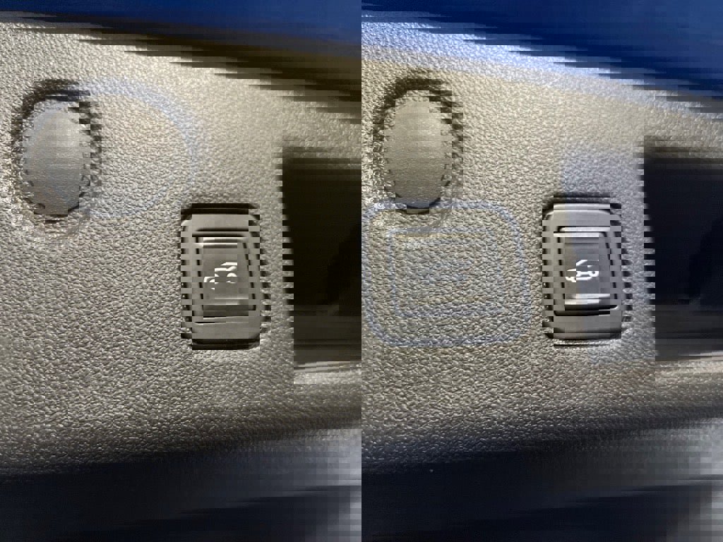 Used 2020 Chevrolet Equinox LT image 20