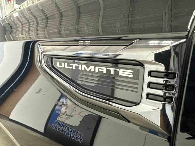 Used 2025 GMC Yukon XL Denali Ultimate AWD/4WD image 18