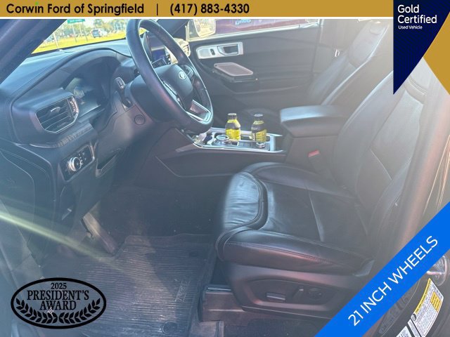 Used 2023 Ford Explorer Platinum w/ Technology Package AWD/4WD image 10
