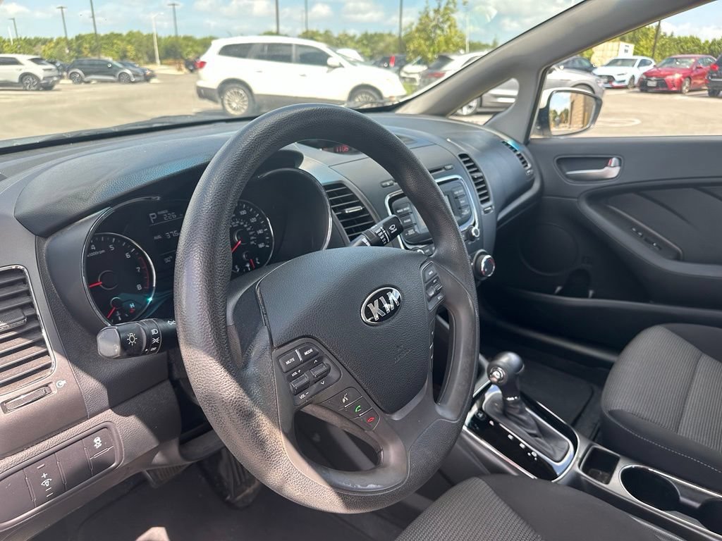 Used 2018 Kia Forte LX FWD image 8
