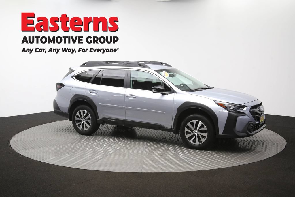 Used 2025 Subaru Outback Premium AWD/4WD image 41