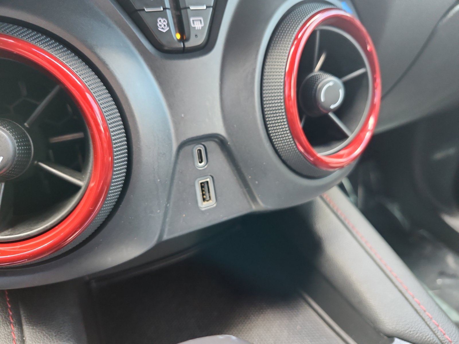 Used 2020 Chevrolet Blazer RS FWD image 22