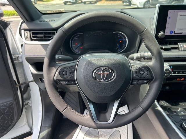 Used 2023 Toyota RAV4 SE image 21