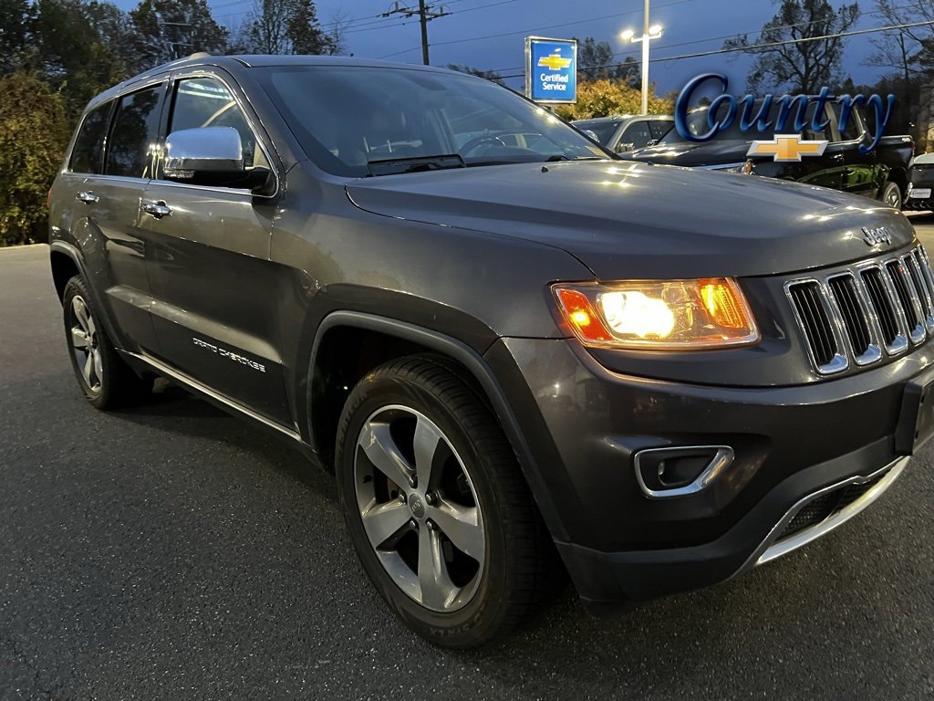 Used 2015 Jeep Grand Cherokee Limited w/ Trailer Tow Group IV